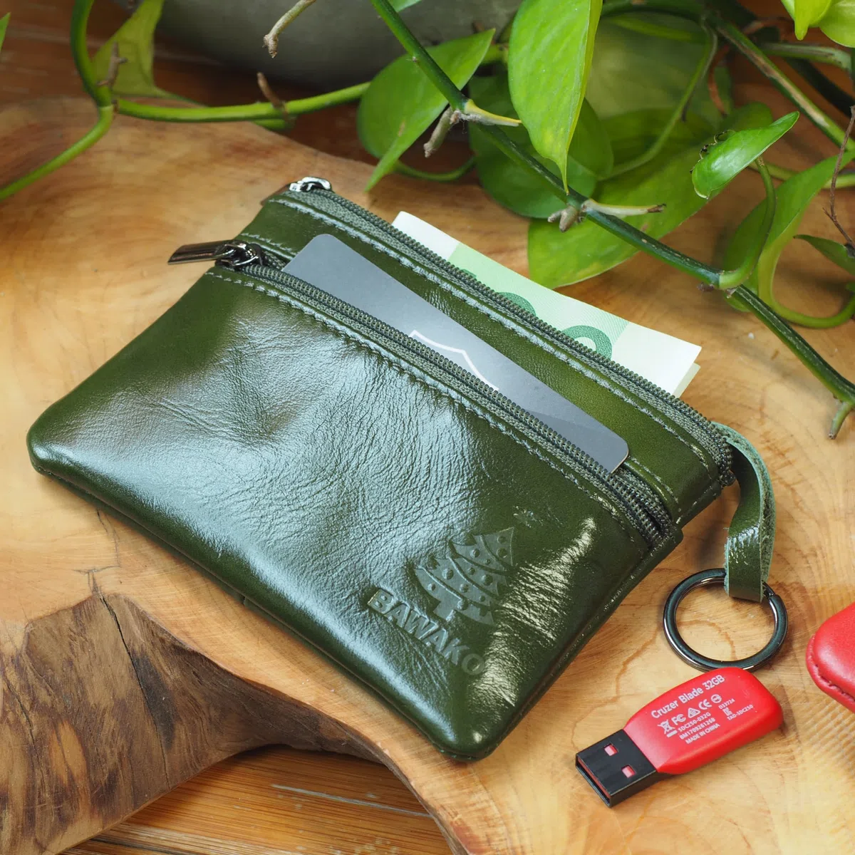Étui à clés en cuir véritable édition spéciale, étui à clés pour femme, homme, enfant, porte-monnaie compact fait à la main spécial, vert, Weihnachtsbaum M, Poche pour carte d'identité