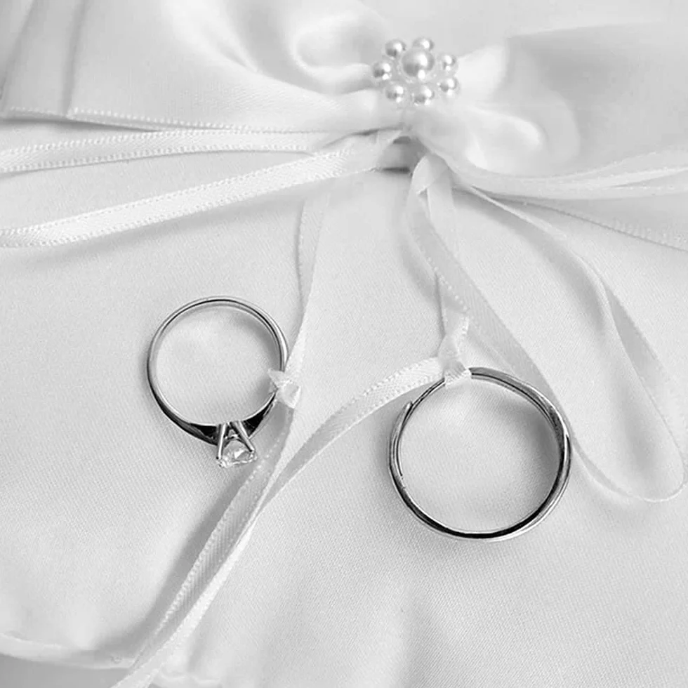 Srup Coussin pour alliances de Mariage, Coussin Blanc pour alliances, Coussin Support pour alliances, Oreiller de Porteur d'anneaux Mariage, Coussin D'alliances, pour Les alliances ou Les fiançailles