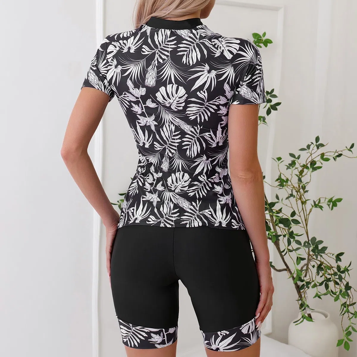 Maillots de Bain 2 Pièces Femme Rashguard Set Maillot de Surf Manches Longues Protection Solaire Anti-UV T-Shirt Top de Sport pour Vacances Surf Plage Natation Maillot de Bain Shorty Séchage Rapide