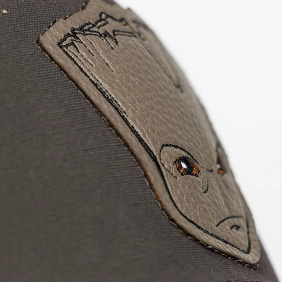 CERDÁ LIFE'S LITTLE MOMENTS - Casquette à visière Les Gardiens de La Galaxie - Marron - Taille 58 Cm - Fabriquée en Coton et Polyester - Impression Groot - Produit Original