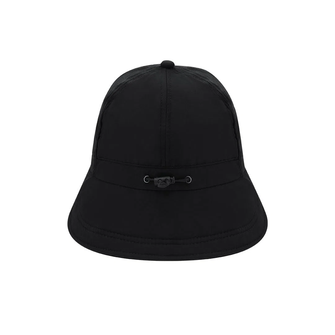 Casquette avec protection du cou, 6 panneaux, visière et rabat arrière, cordon réglable, polyester