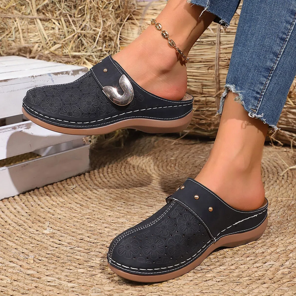 Sabots orthopédiques antidérapants à enfiler dos nu pour femme - Respirants - Chaussures compensées creuses confortables - Soutien de la voûte plantaire - Pour allaitement, travail, jardin - Sabots