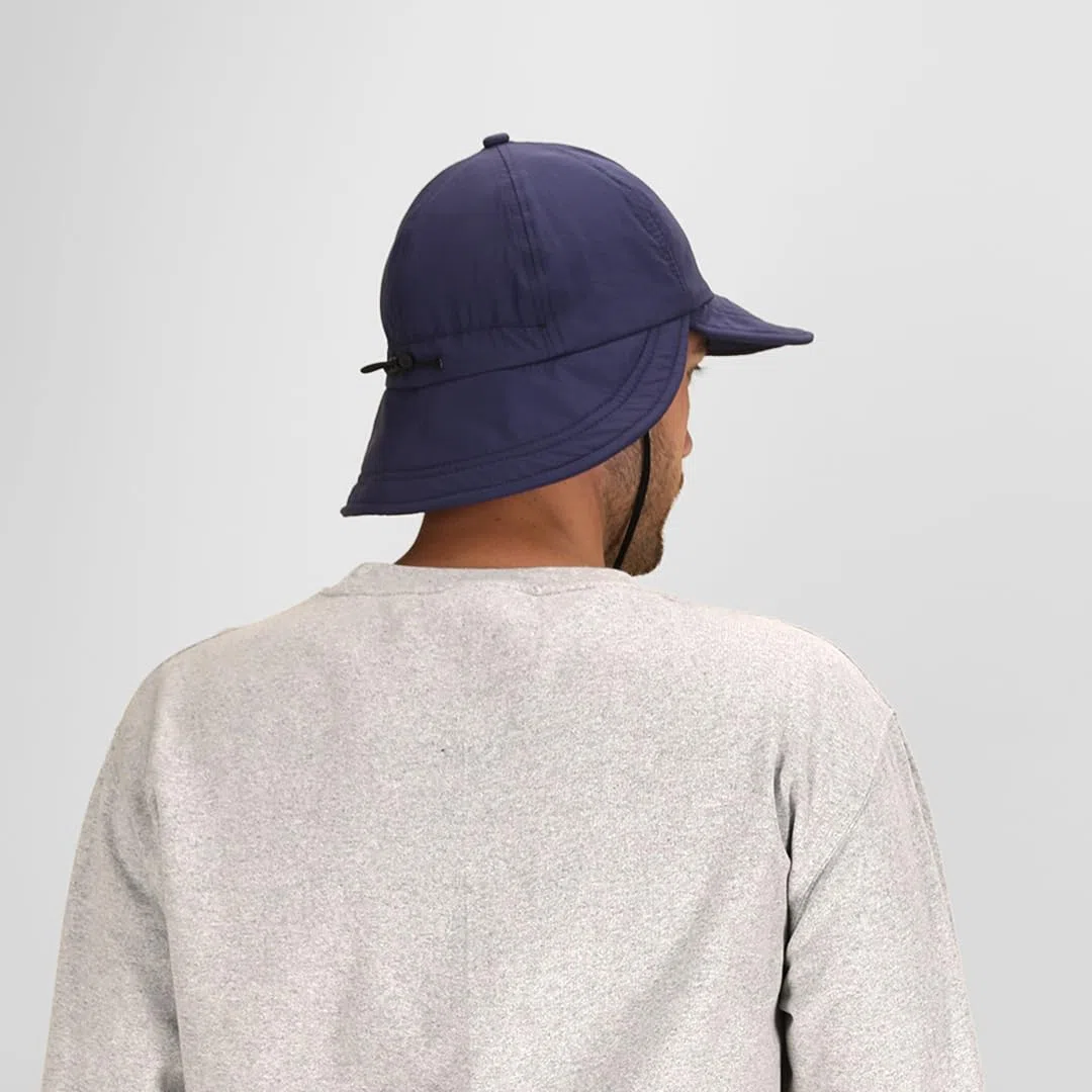 Casquette avec protection du cou, 6 panneaux, visière et rabat arrière, cordon réglable, polyester